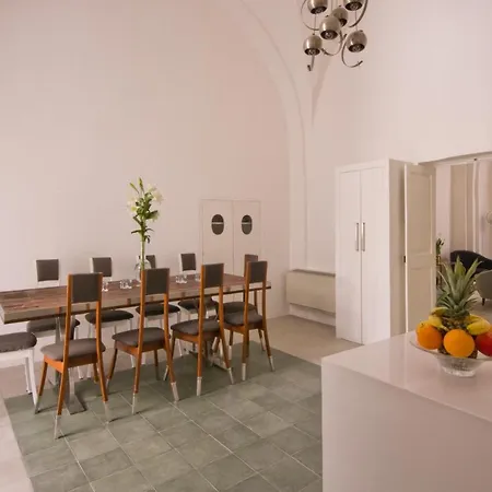 Palazzo Cairney *