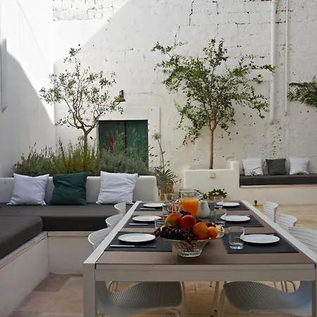 Palazzo Cairney Holiday home *