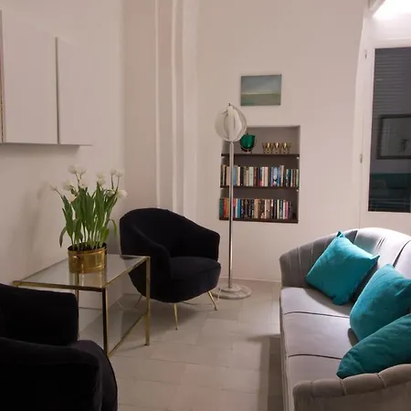 Palazzo Cairney Holiday home *